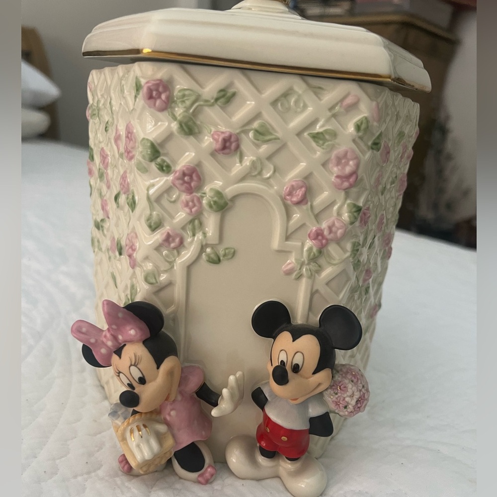 Lenox Mickey and Minnie Floral Ceramic Vase